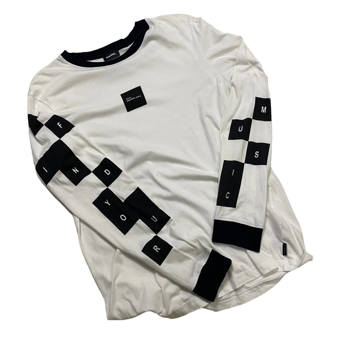 Diesel Diesel find your music long sleeve tee Size US S / EU 44-46 / 1 - 2 Thumbnail