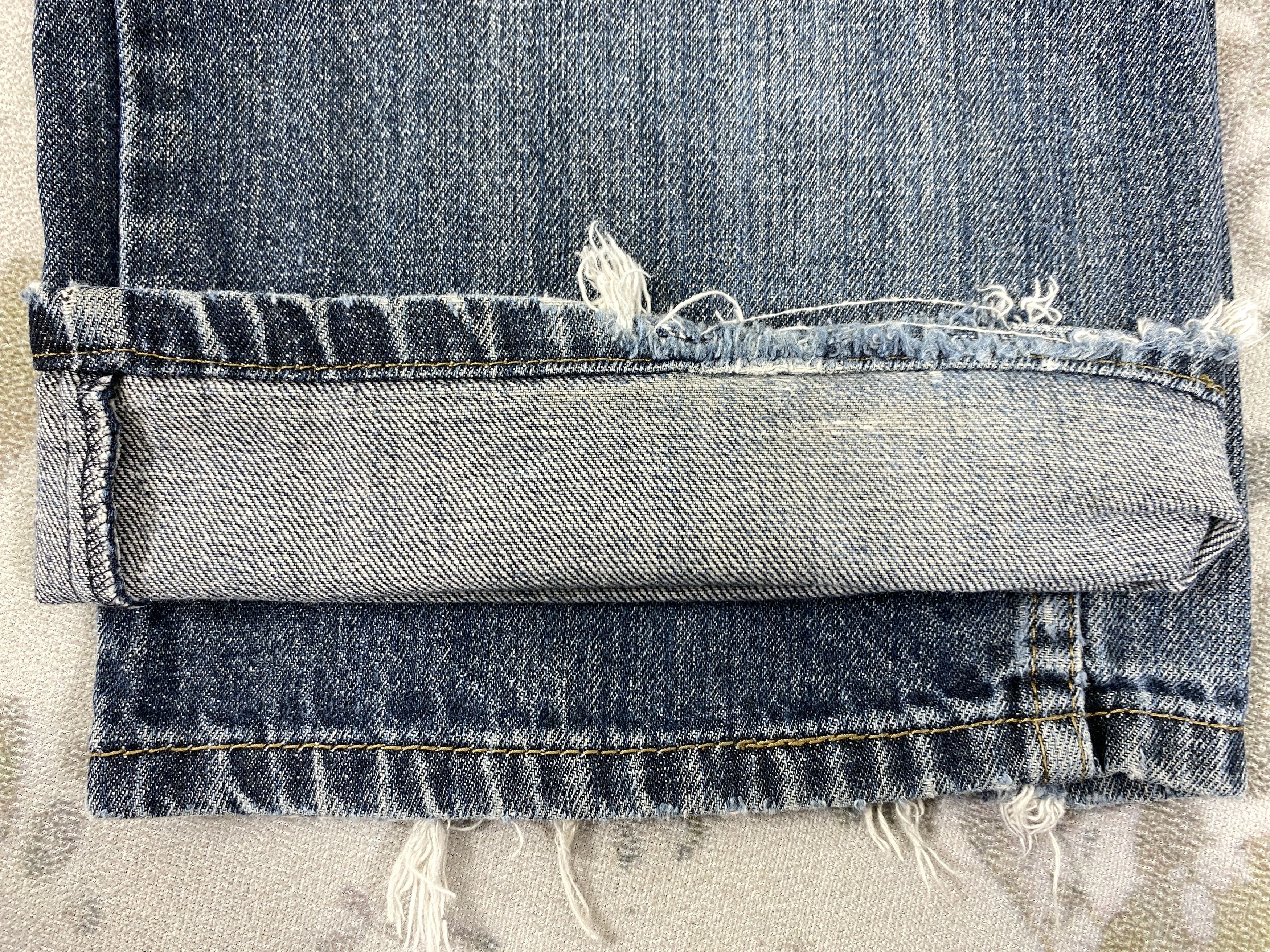 Levi's Distressed Blue Levi's 559 Jeans 37x33 Denim -SJ117 Size US 37 - 14 Thumbnail