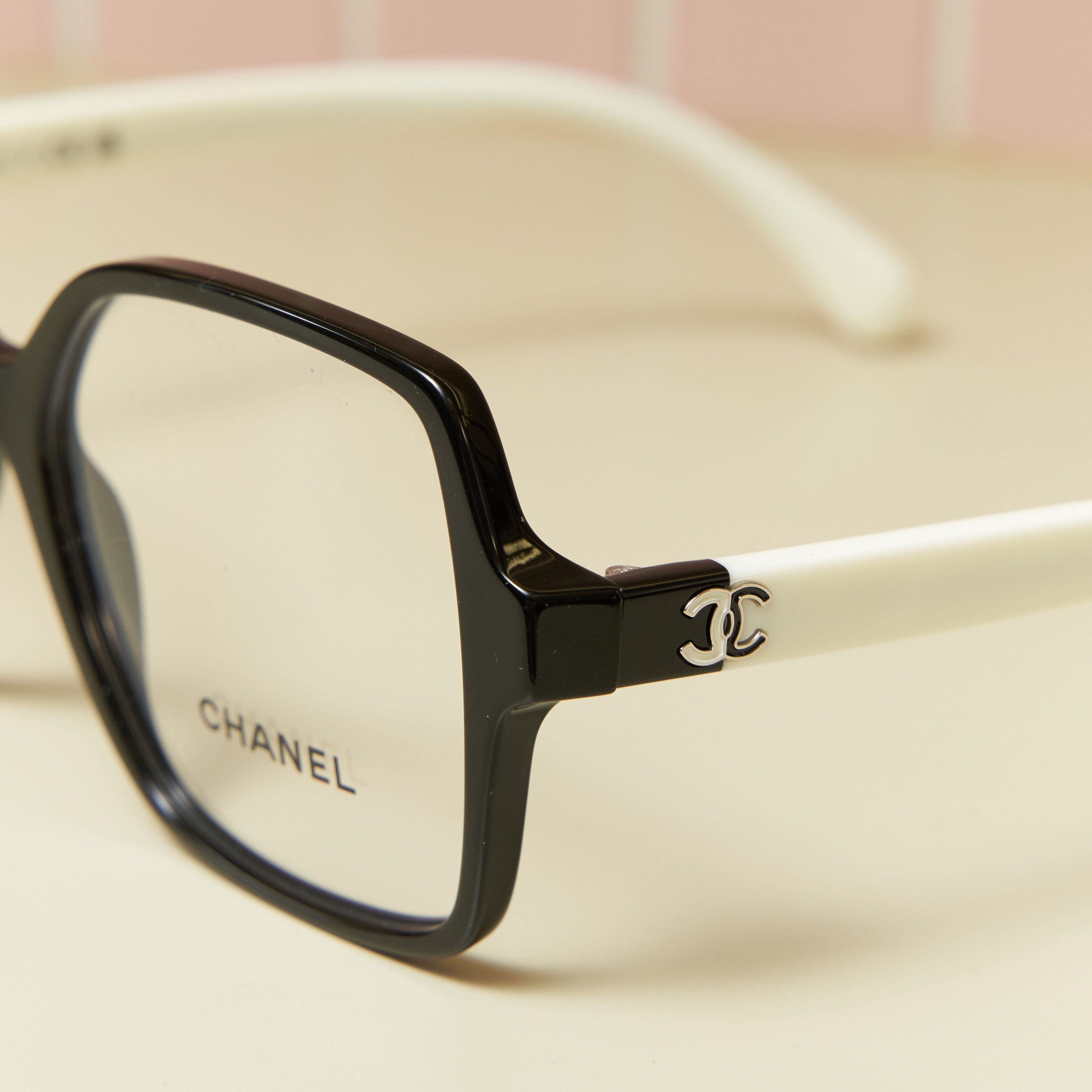 Chanel CHANEL 0CH3473 1656 Sunglasses BLACK/WHITE Size ONE SIZE - 2 Thumbnail