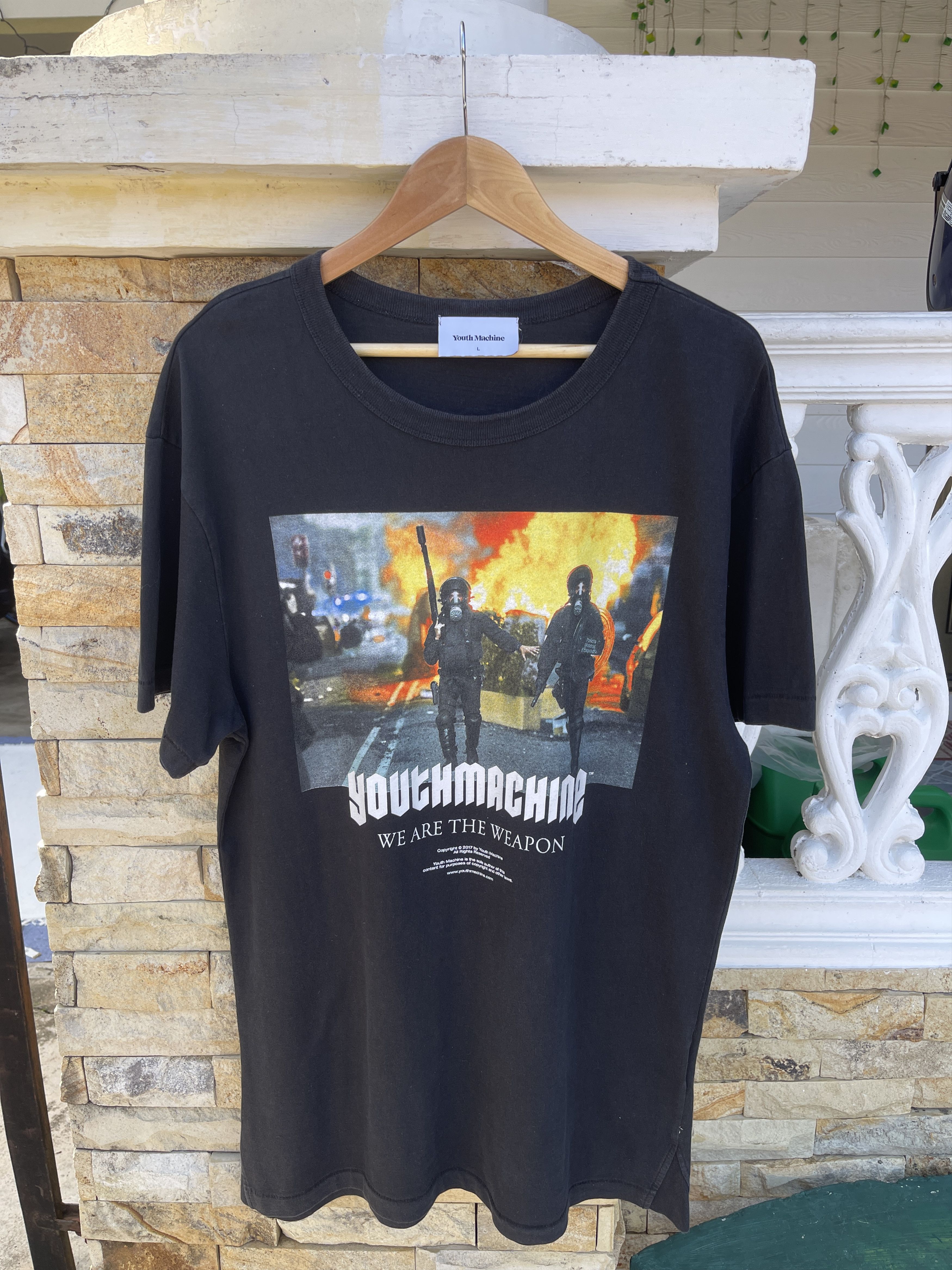 Youth Machine Last Drop🔥Rare🔥Vintage Youth Machine T-Shirt Size US L / EU 52-54 / 3 - 2 Thumbnail