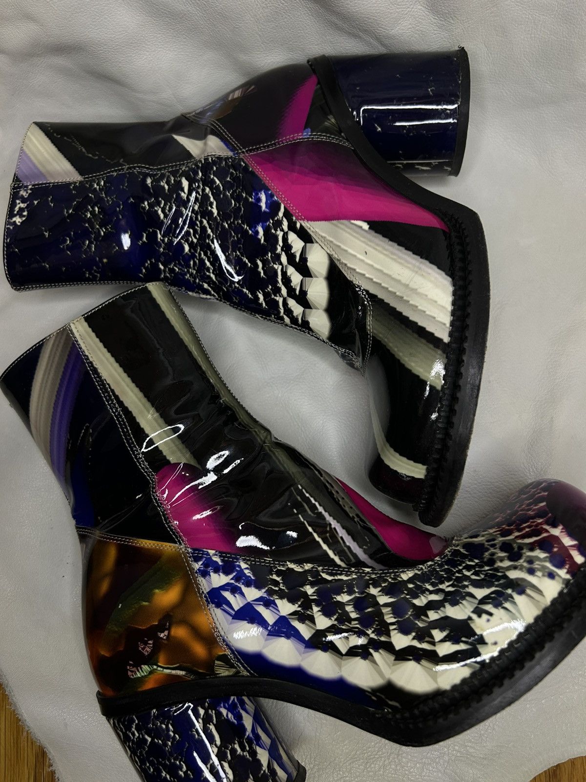Maison Margiela Maison Margiela Flamingo Printed Ankle Boots Size US 6.5 / IT 36.5 - 4 Thumbnail