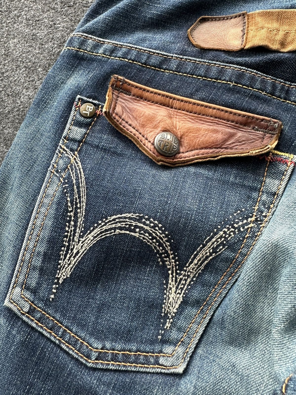 Edwin Edwin Blue Trip Flare Wide Leg Japan Denim 32x32 D219 Size US 32 / EU 48 - 7 Thumbnail
