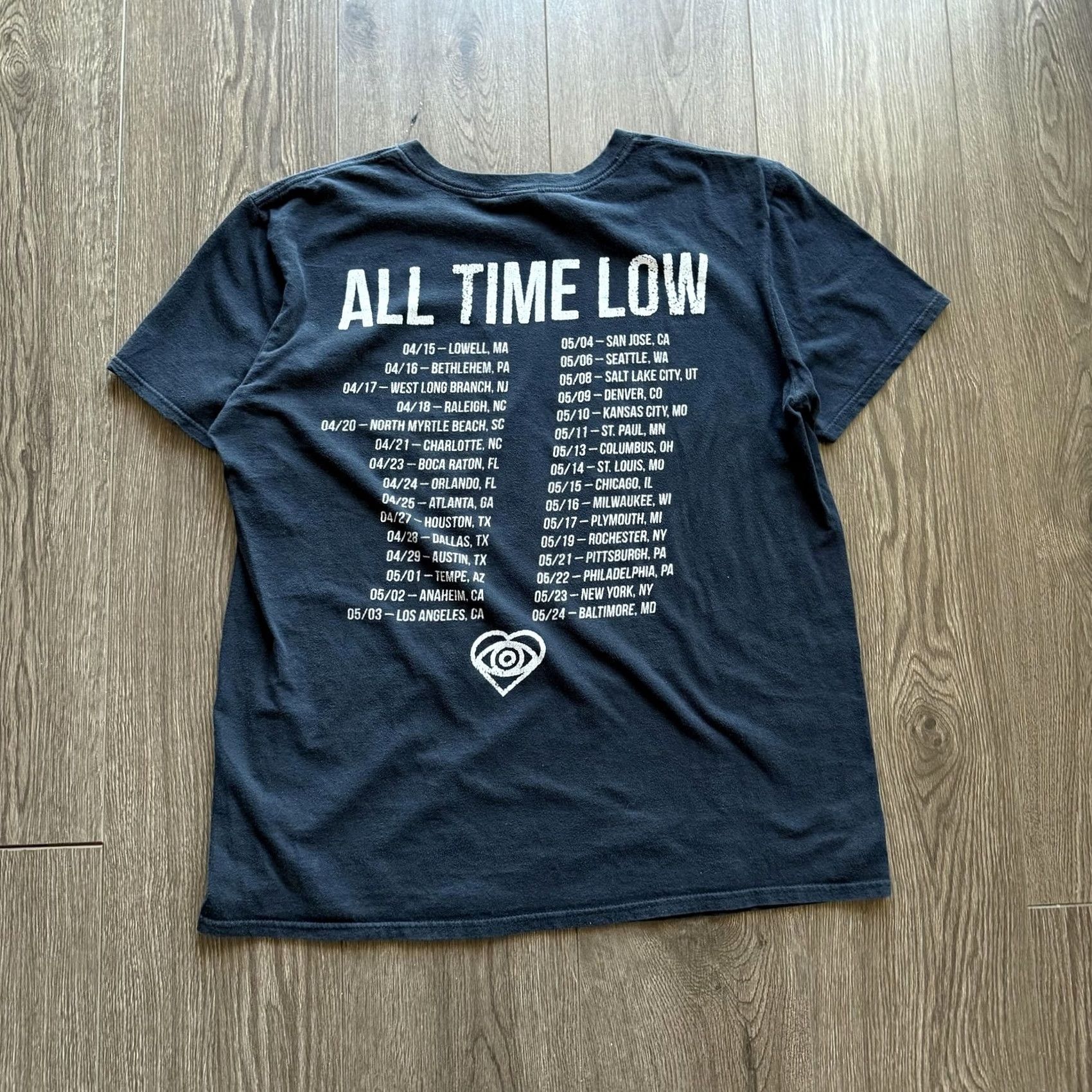 Gildan Y2K Emo Band Tee All Time Low Shirt Mens Large Black Graphic T-Shirt Size US L / EU 52-54 / 3 - 6 Thumbnail