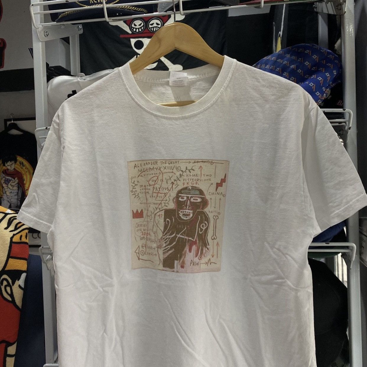 Jean-Michel Basquiat Fruit of the Loom x Basquiat 'Pez Dispenser' Art - Designer Size US L / EU 52-54 / 3 - 3 Thumbnail