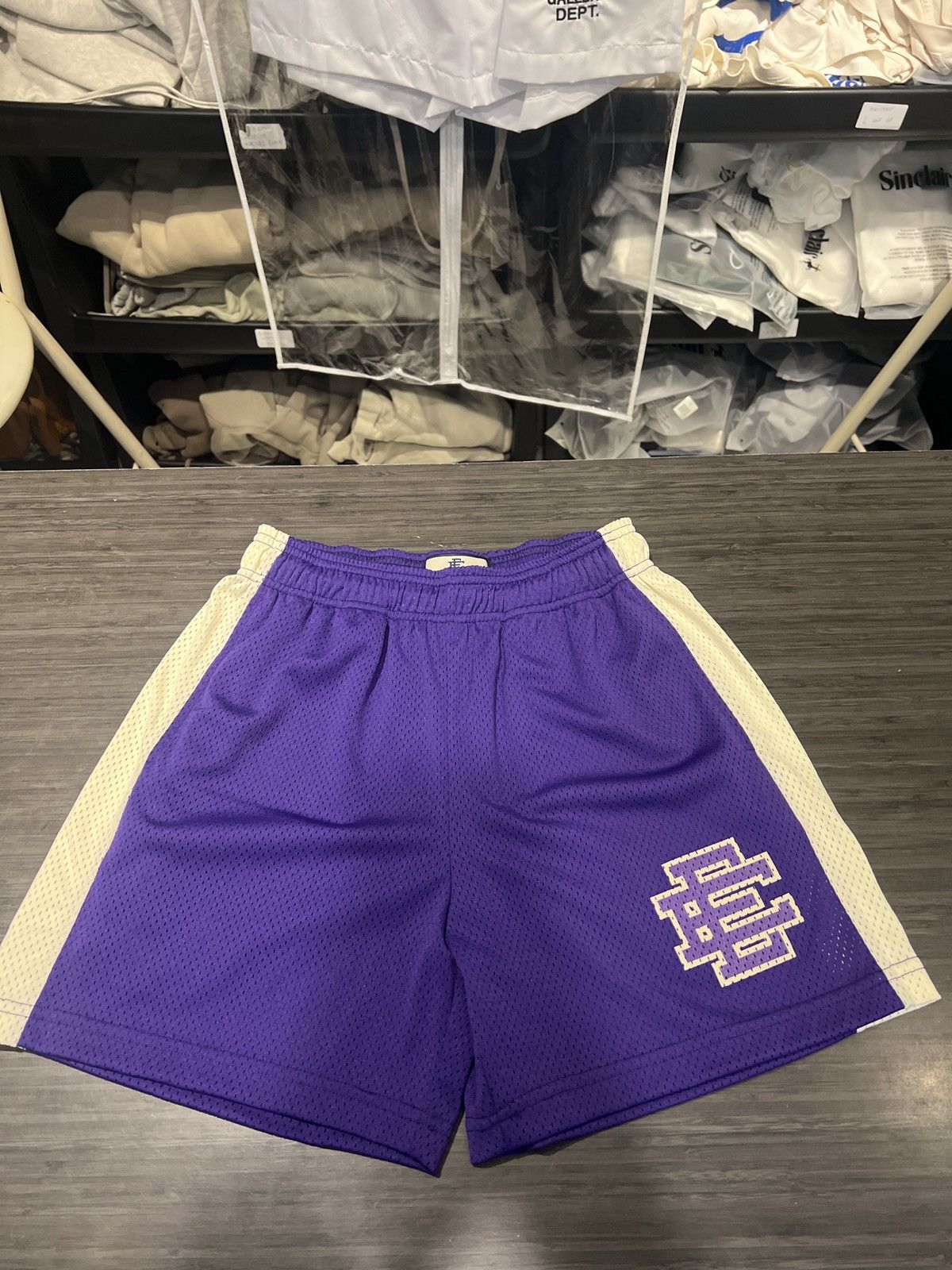 Eric Emanuel Eric Emanuel Basic Shorts Purple Cream Large Size US 34 / EU 50 - 1 Thumbnail