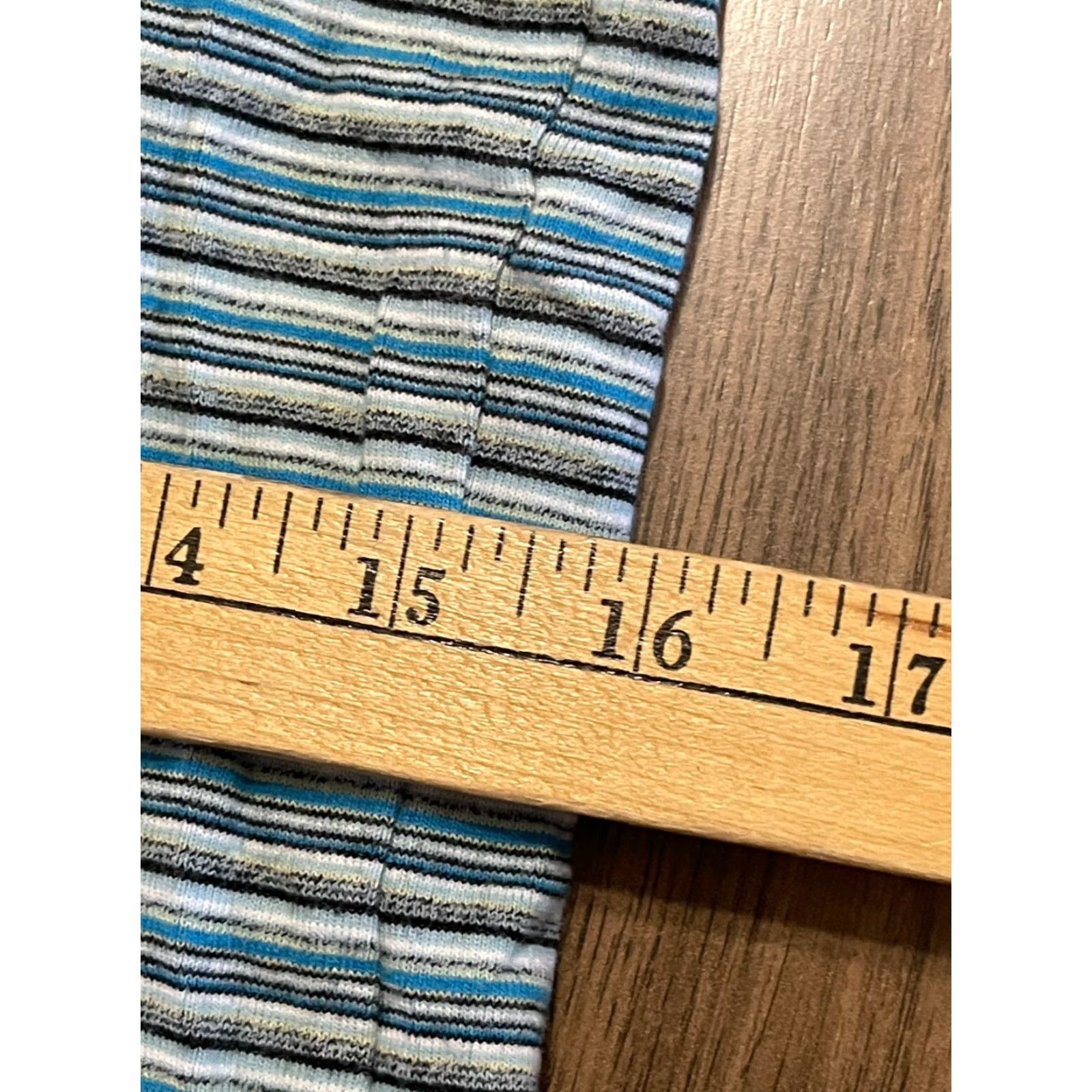 Vintage Columbia Tank Top Women L Blue Gray Striped Sleeveless V-Neck Casual Basic Shirt or Tank Size L / US 10 / IT 46 - 3 Thumbnail