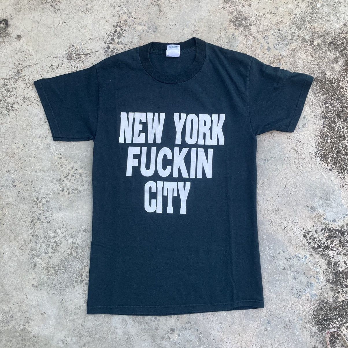 Vintage VTG Fuck NY City 90’s Sun Fade Tee Size US S / EU 44-46 / 1 - 2 Thumbnail