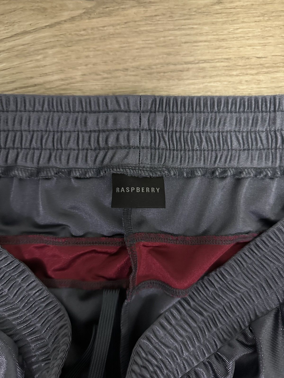 The GV Gallery Raspberry Tracy McGrady Sweats (XL) Size US 36 / EU 52 - 3 Thumbnail