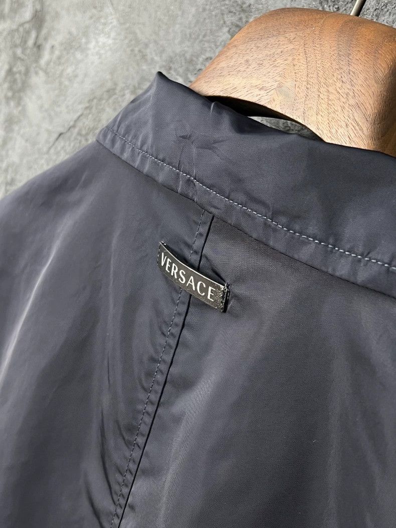 Versace Versace Leather label small logo trench coat on the back Size US XXL / EU 58 / 5 - 5 Thumbnail