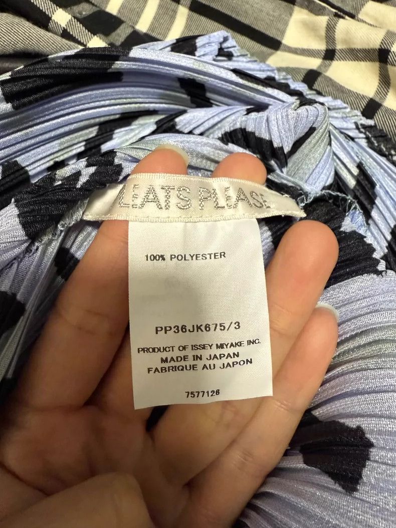 Issey Miyake Issey Miyake size:3 Blue arrow-shaped pleated vest Size XS / US 0-2 / IT 36-38 - 2 Thumbnail