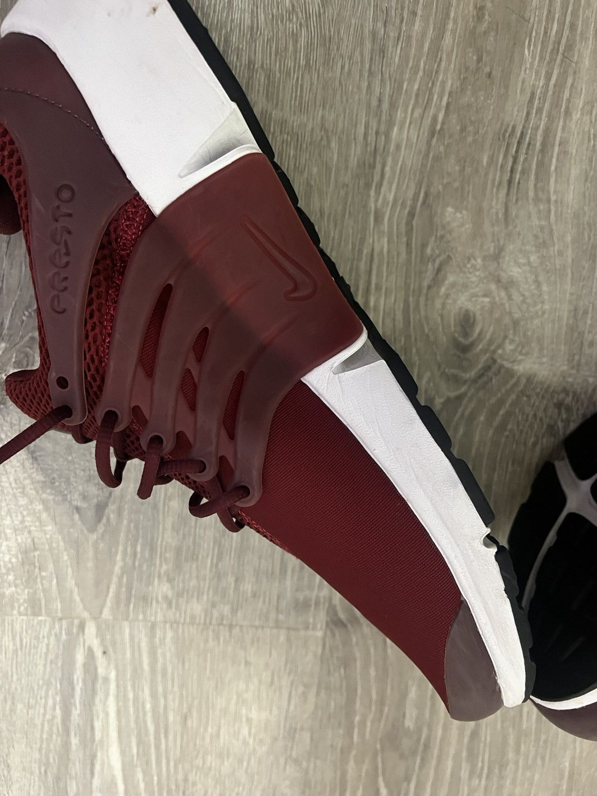 Nike Nike Air Presto Essential in the ‘Team Red’ Size US 14 / EU 47 - 2 Thumbnail