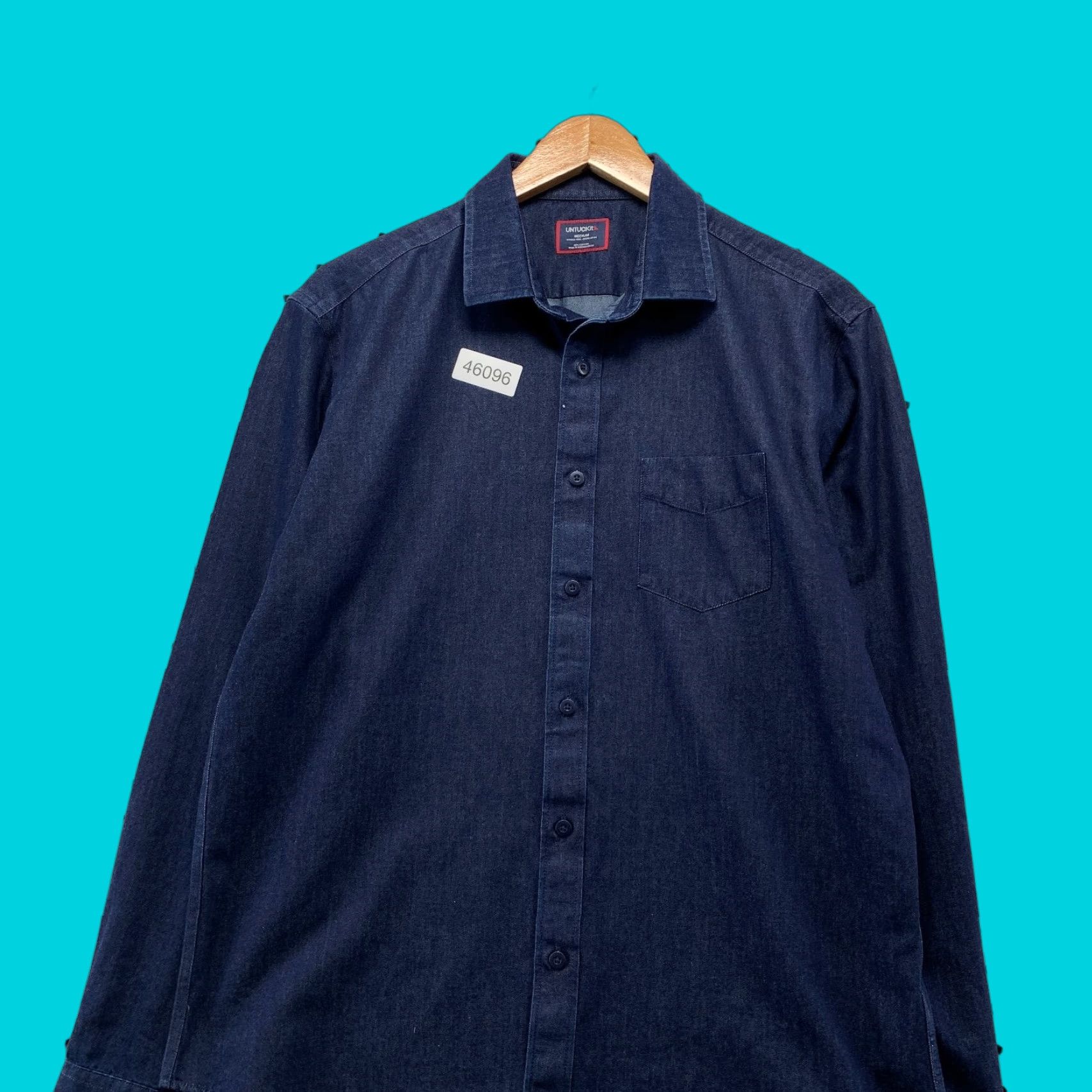 UNTUCKit UNTUCKit Button Shirt Mens M Indigo Blue Long Sleeve Business Casual Shirt Size US M / EU 48-50 / 2 - 1 Thumbnail