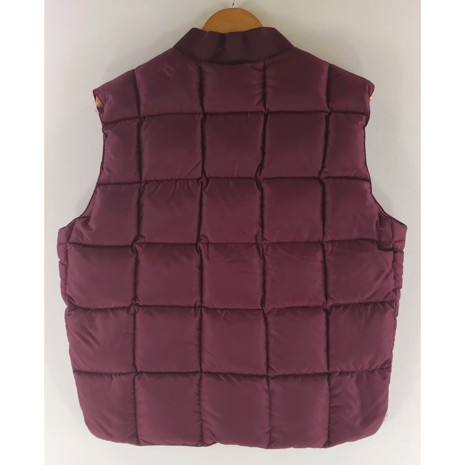 Vintage Cabela's Premier Northern Goose Down Full Zip Vest Jacket Purple Mens M Vest Mens M Purple Goose Down Full Zip Puffer Jacket Nylon Shortfall: None Size US M / EU 48-50 / 2 - 3 Thumbnail