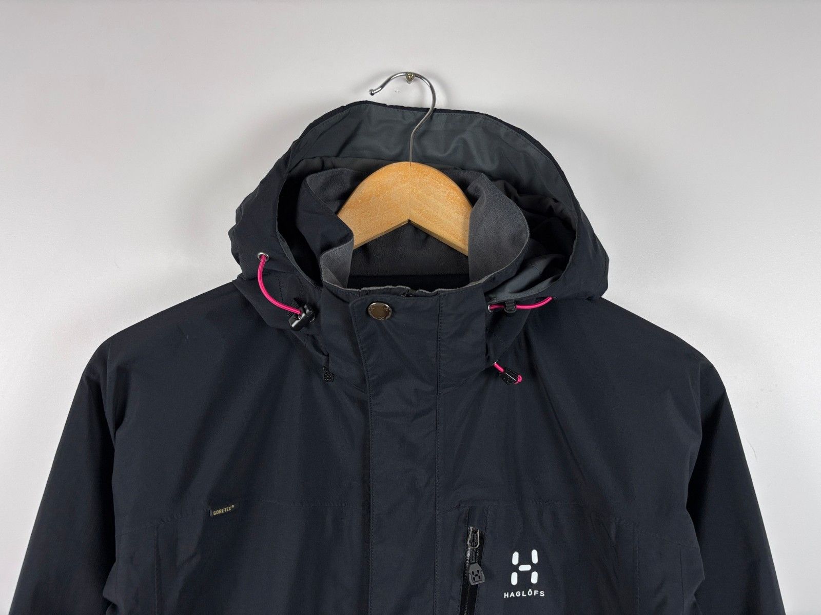Haglofs Haglofs Gore-Tex Hooded Jacket Waterproof Raincoat Outdoor S Size S / US 4 / IT 40 - 2 Thumbnail