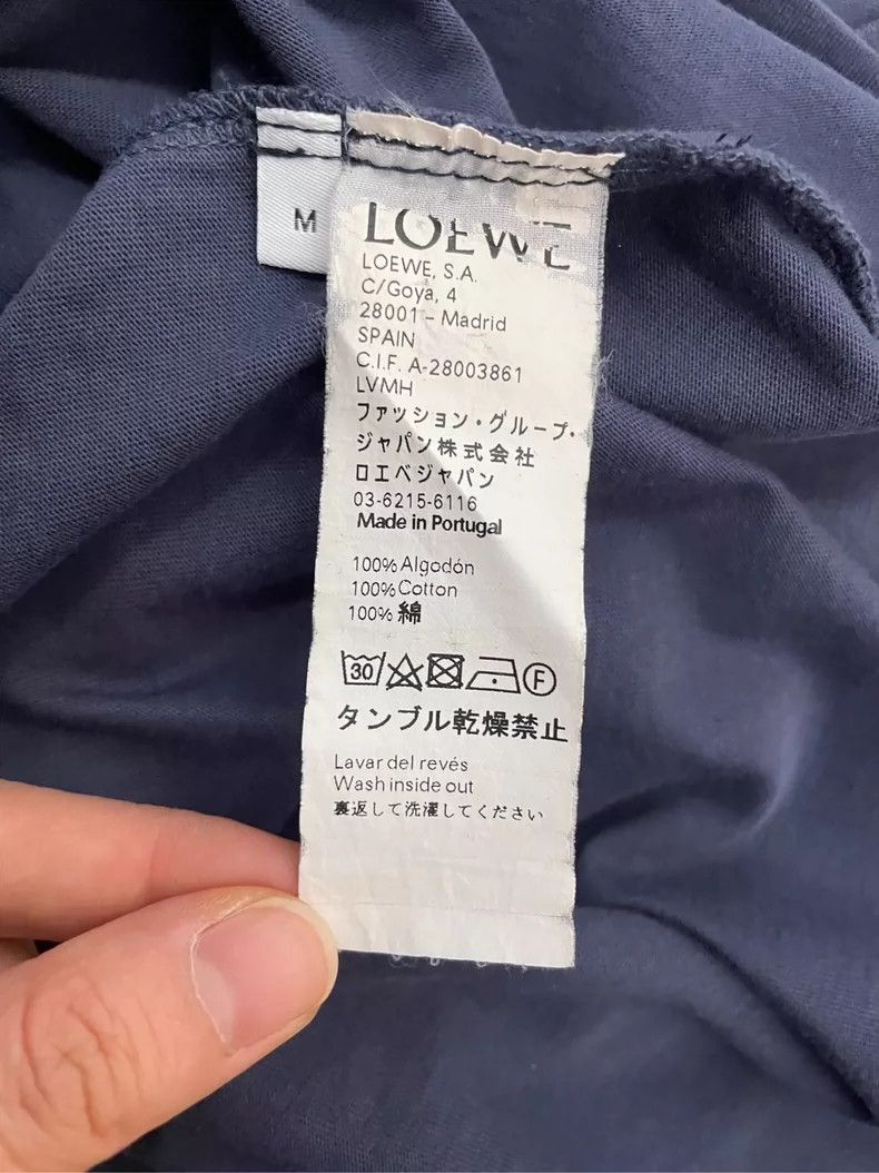 Loewe loewe Dark blue short-sleeved shirt with red logo embroider Size US M / EU 48-50 / 2 - 5 Thumbnail