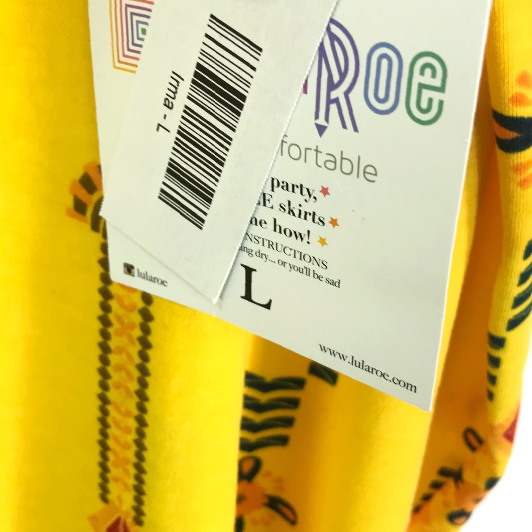 Vintage **LuLaRoe Women Yellow Geometric Asymmetrical Tunic Blouse Size L** User: LuLaRoe Women Yellow Geometric Asymmetrical Tunic Blouse Size L Size L / US 10 / IT 46 - 5 Thumbnail