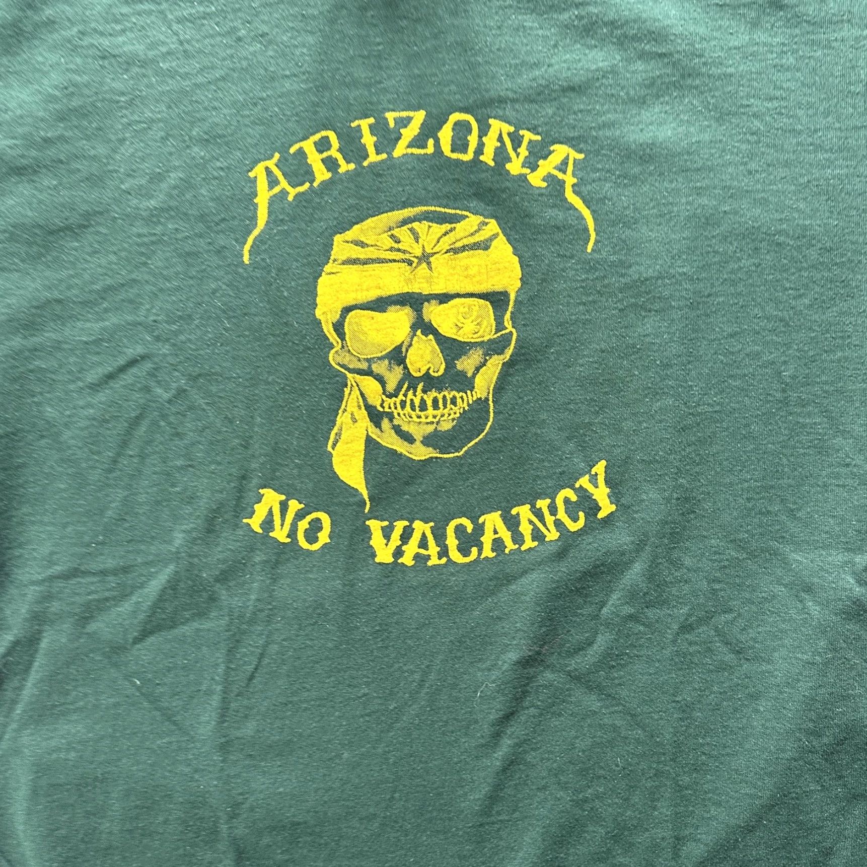 Fruit Of The Loom VINTAGE Fruit Of The Loom Arizona No Vacancy Graphic Tee Mens M Green Skull 90s Shirt Size US M / EU 48-50 / 2 - 5 Thumbnail