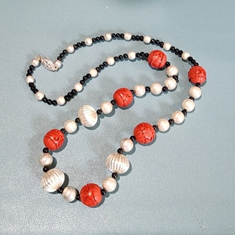 Vintage Asian Sterling Silver Carved Cinnabar Onyx Beaded Necklace Size ONE SIZE - 5 Thumbnail