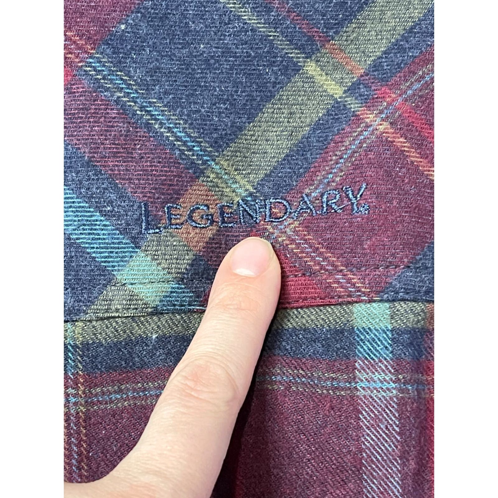 Vintage Legendary Whitetails Shirt, Men's Medium, Plaid, Button Up, Long Sleeve, Blue Green Purple, Casual, Regular Fit, Fall Spring Summer, Mens Size US M / EU 48-50 / 2 - 6 Thumbnail