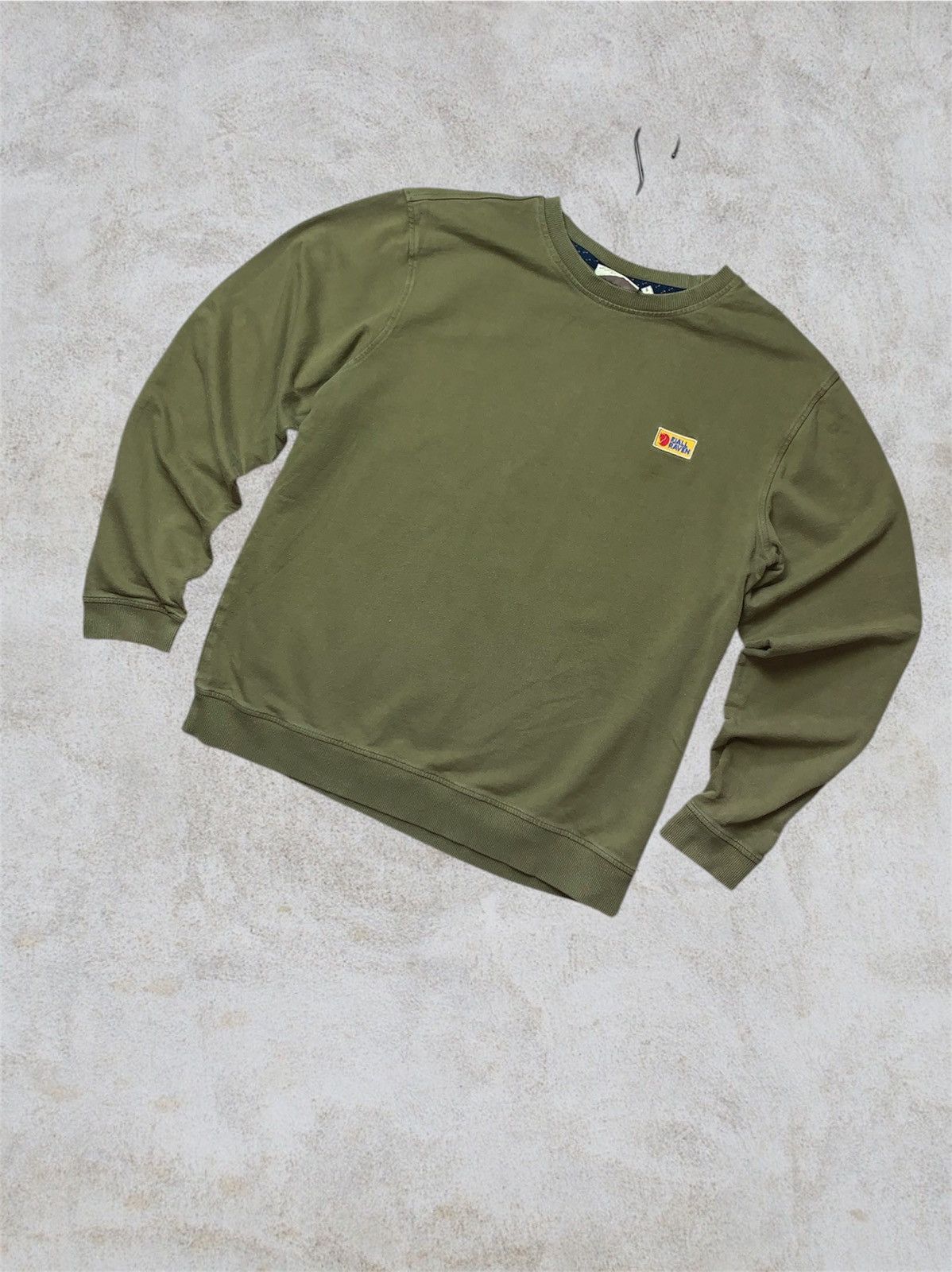 Fjallraven Fjallraven vintage khaki sweatshirt logo size L Size US L / EU 52-54 / 3 - 1 Thumbnail