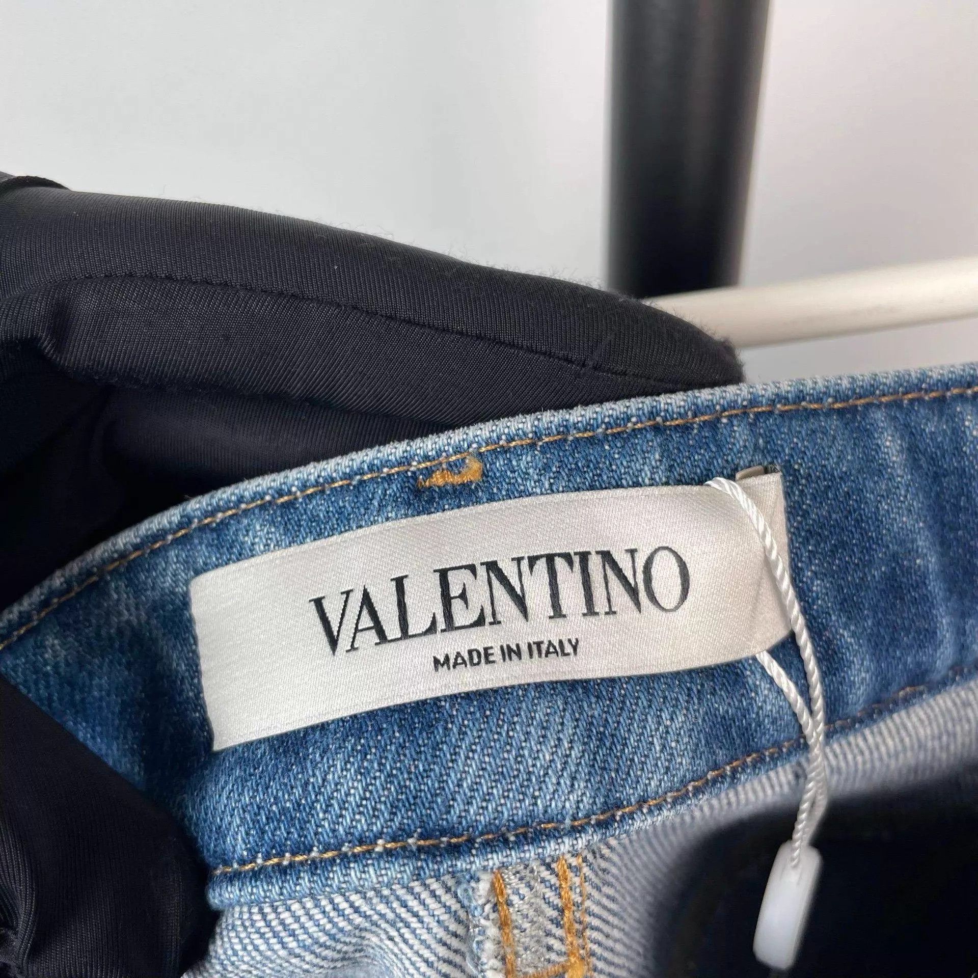 Valentino Valentino Women's Denim Skirt 36 Blue Size 26" / US 2 / IT 38 - 6 Thumbnail