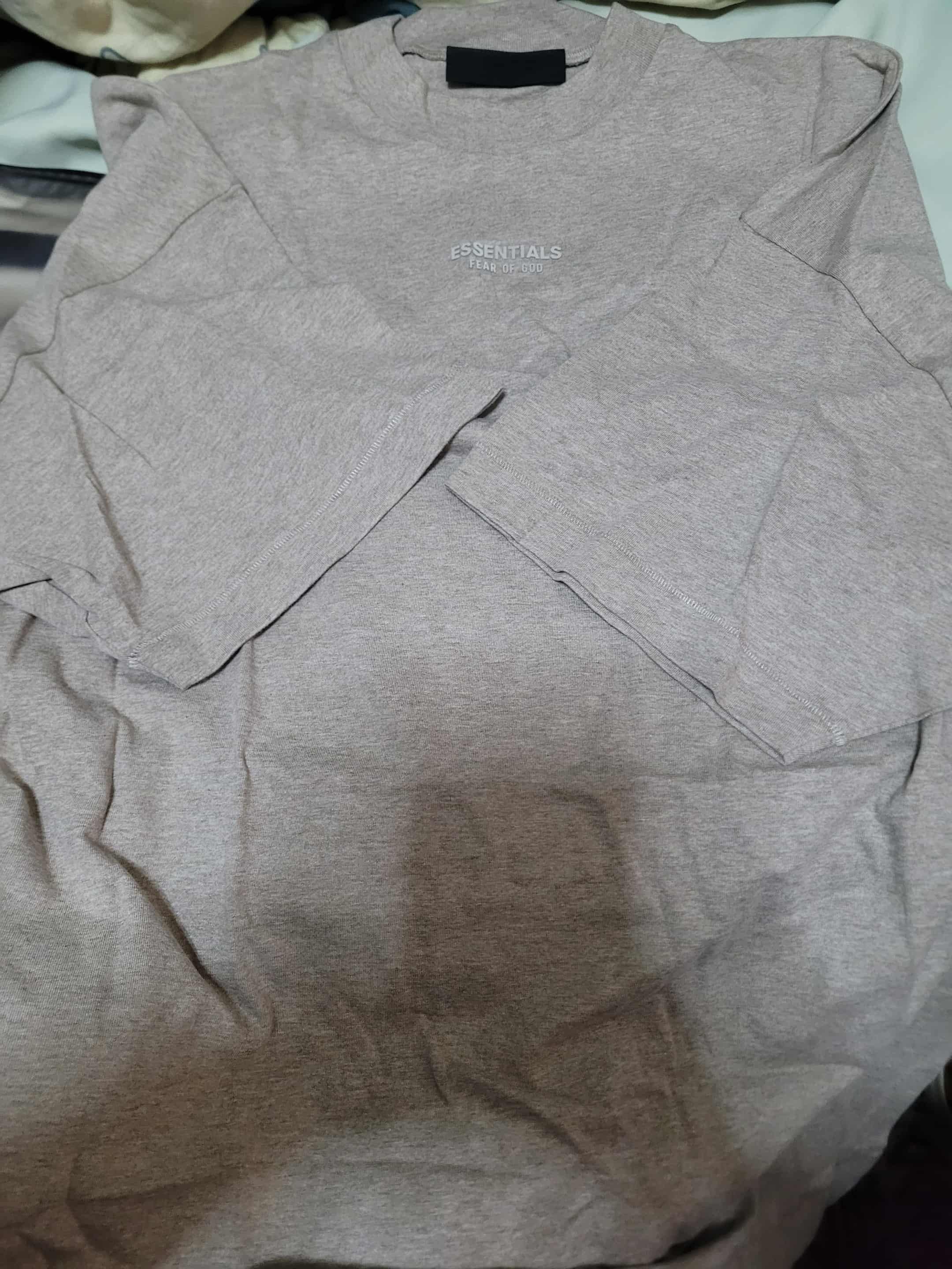 Fear of God sz M FOG Essentials small logo Core Heather Tee(FW 23) Size US M / EU 48-50 / 2 - 4 Thumbnail