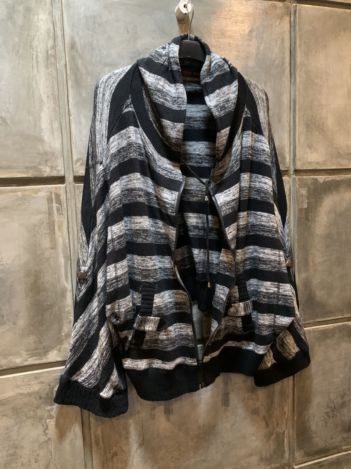 Japanese Brand Vkei Crazy Angel Batwing Gothic Boxy Zip Hooded Size M / US 6-8 / IT 42-44 - 4 Thumbnail
