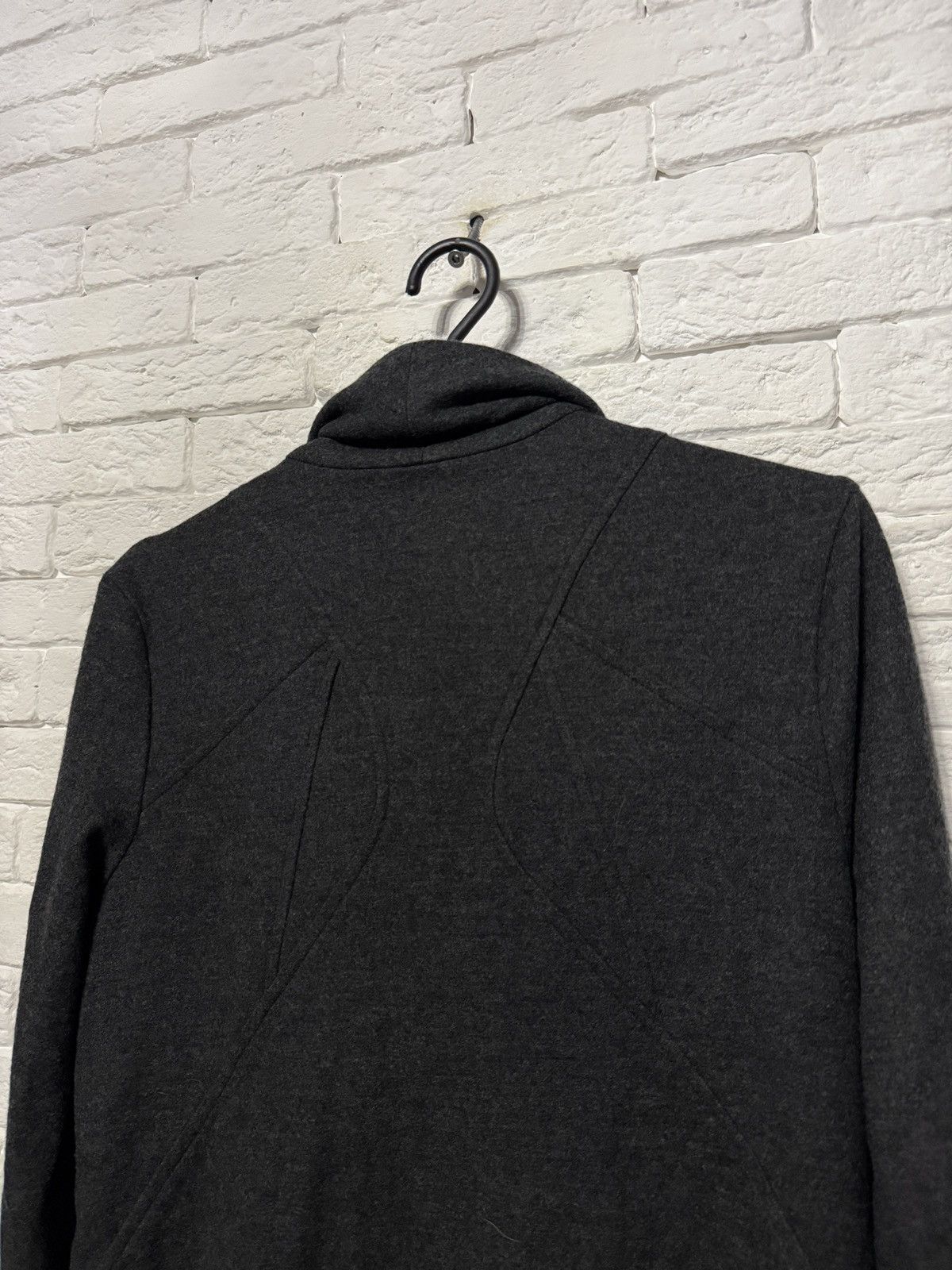 Helmut Lang Helmut Lang Wool Draped Asymmetric Zip Cardigan Jacket USA Size L / US 10 / IT 46 - 9 Thumbnail