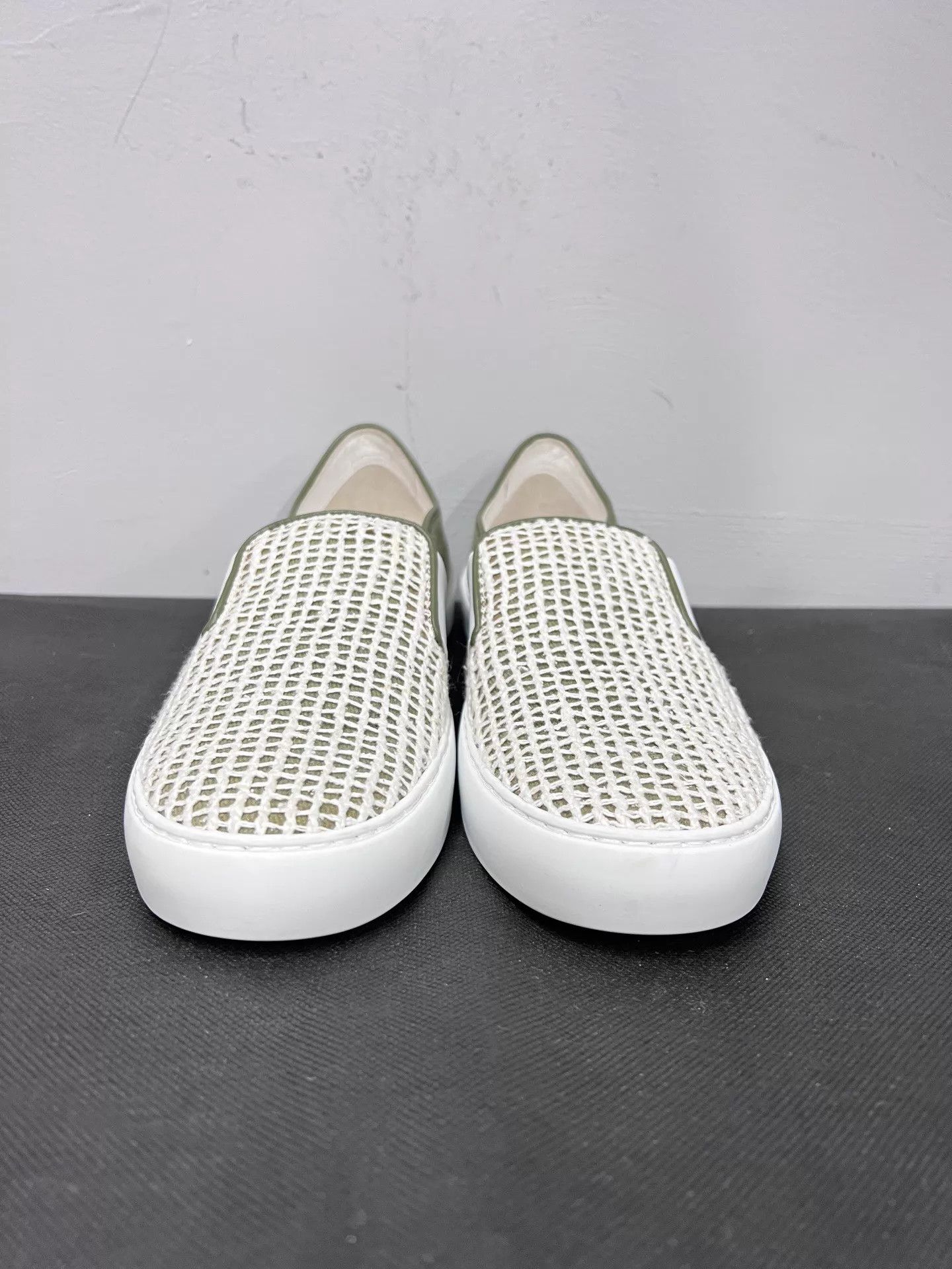 Chanel Chanel Women's Colorblock Fabric Slip-On Sneaker 38.5 Size US 8 / IT 38 - 2 Thumbnail