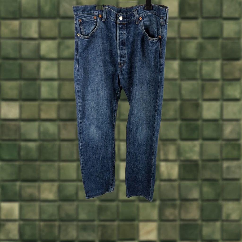 Levi's Levi's 501 Jeans Button Fly Regular Straight 40x34 Mens Denim Blue Cotton 5-Pocket Inseam 34 Mexico Manufacturer Levi'S 501 Series High Rise Size US 40 / EU 56 - 1 Thumbnail