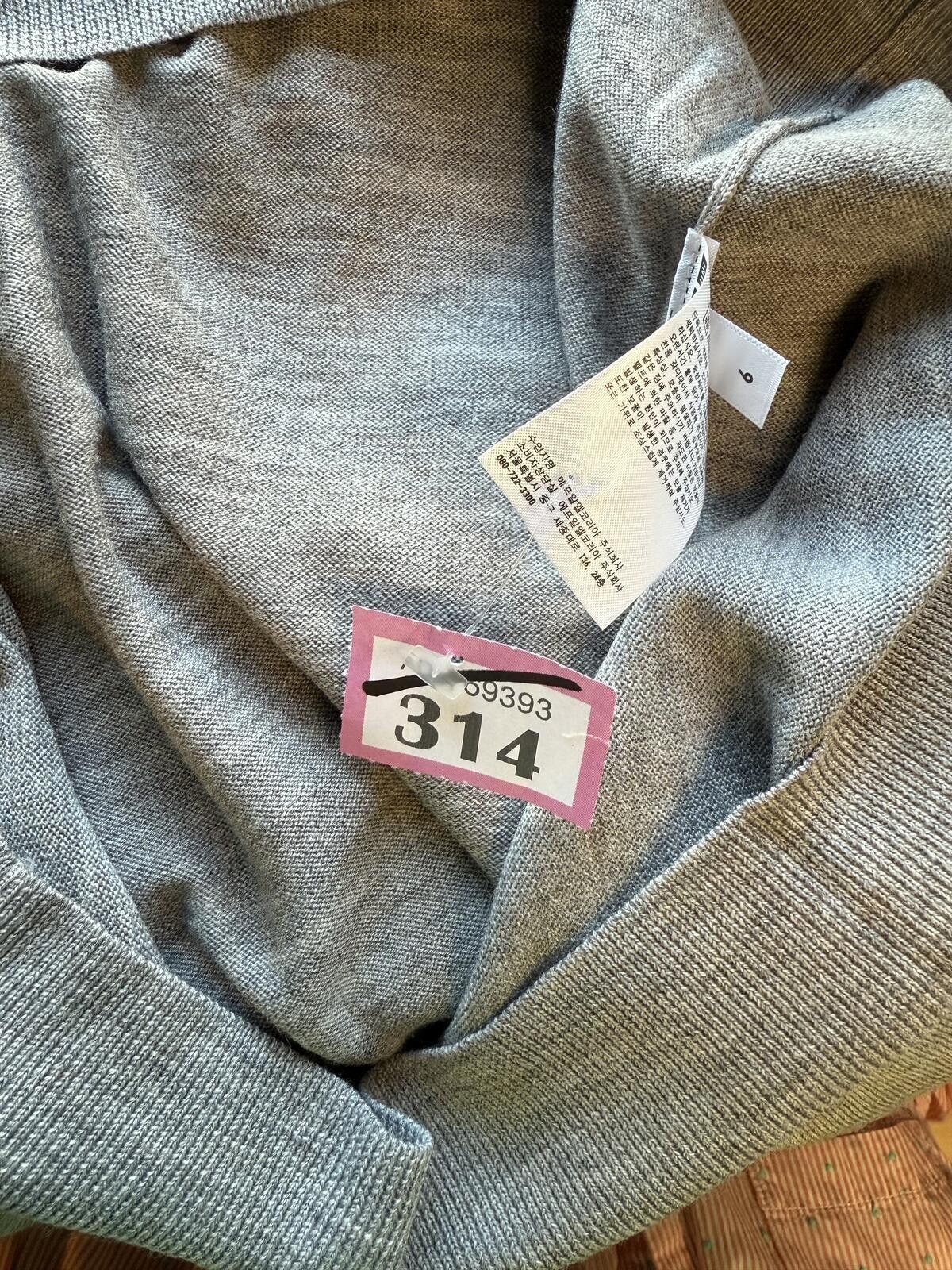 Uniqlo Uniqlo Grey women top Size L Size L / US 10 / IT 46 - 4 Thumbnail