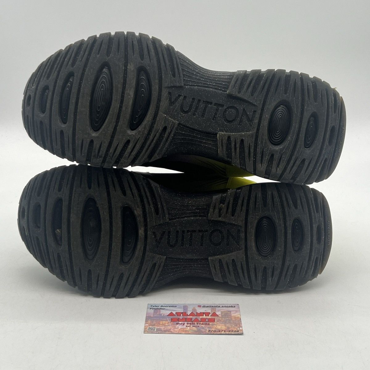 Louis Vuitton Louis Vuitton Run Away Pulse Black Neon Yellow Size US 8.5 / EU 41-42 - 7 Thumbnail