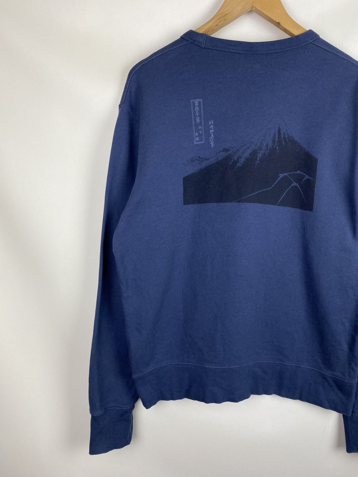 Japanese Brand × Uniqlo Uniqlo Hokusai Blue Japanese style sweatshirt pullover Size US M / EU 48-50 / 2 - 15 Thumbnail