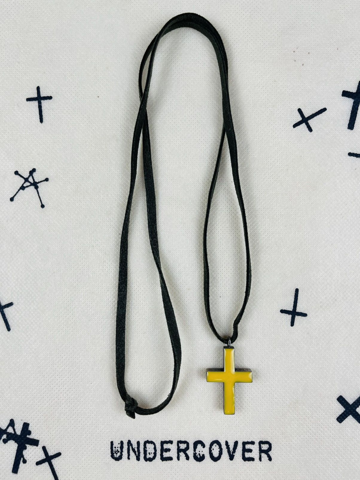 Undercover AW97 Undercover Cloisonne Cross Necklace Pendant Yellow Leaf Size ONE SIZE - 3 Thumbnail