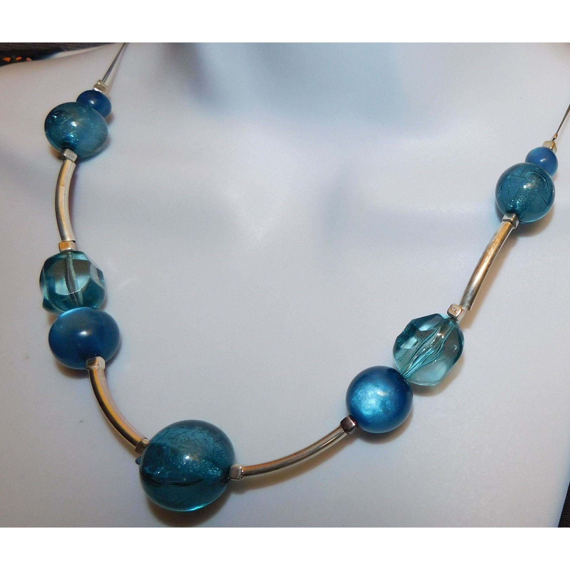Other Abstract Blue Crackle And Silver Tone Beaded Necklace Size ONE SIZE - 4 Thumbnail