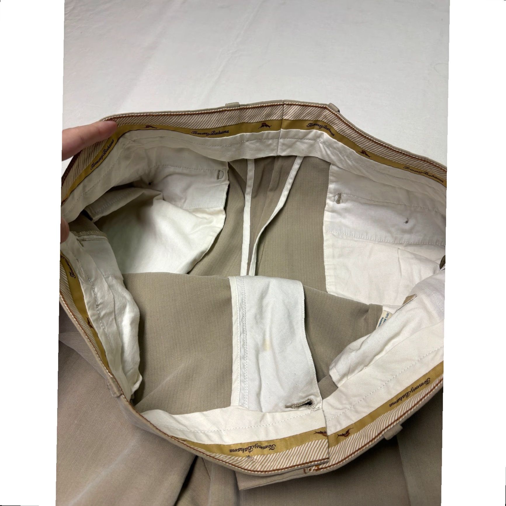 Tommy Bahama Tommy Bahama Silk Bamboo Pleated Dress Pants Khaki Tan Solid Beige Size XL Mens Size US 38 / EU 54 - 4 Thumbnail