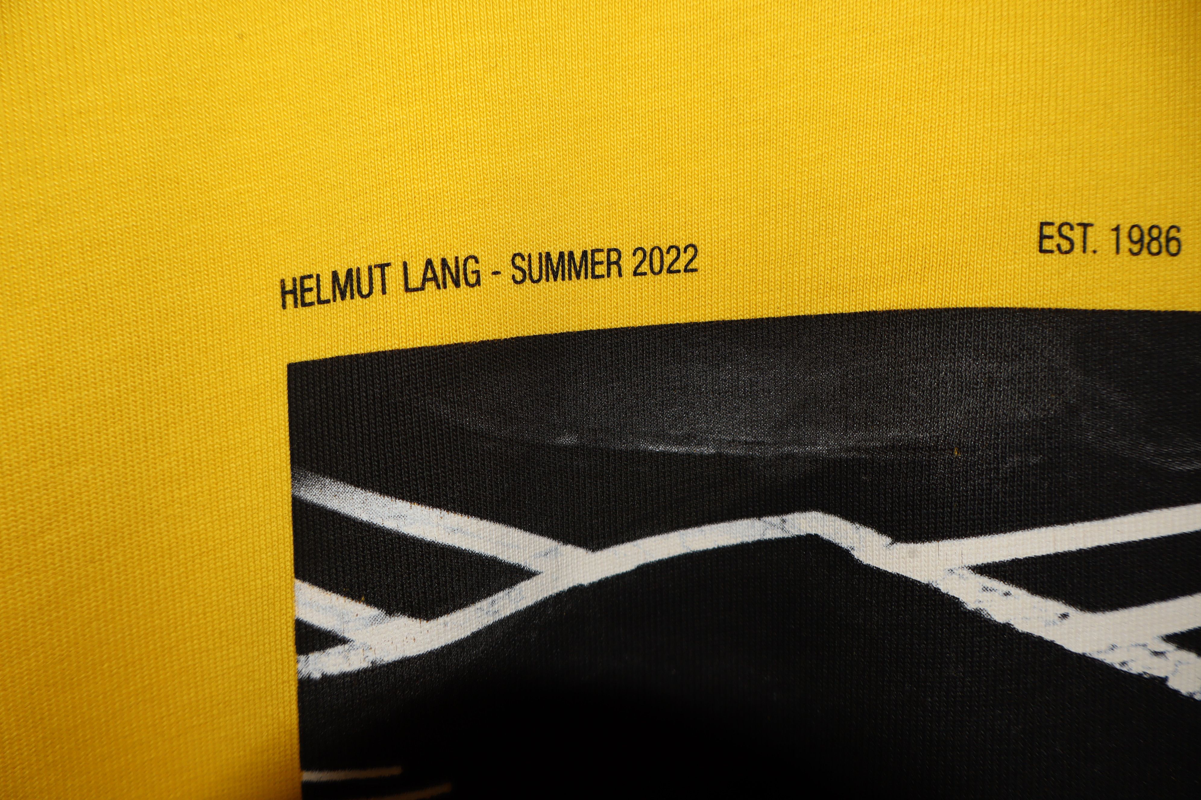 Helmut Lang NYC logo tshirt Size US L / EU 52-54 / 3 - 9 Thumbnail