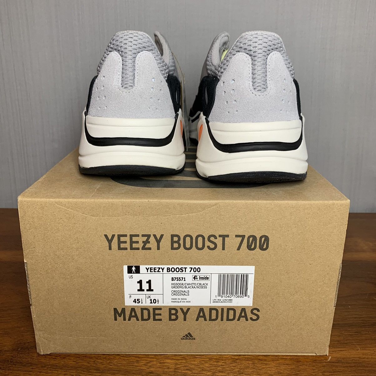 Adidas Yeezy 700 Boost Wave Runner Size US 11 / EU 44 - 4 Thumbnail