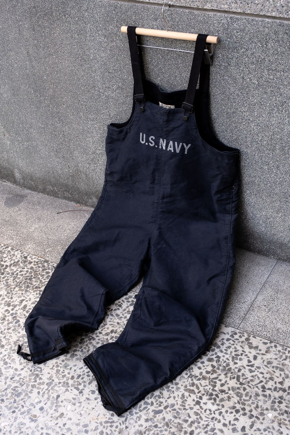Vintage U.S. NAVY 1940s WWII Deck Overalls – Almost New Size US 34 / EU 50 - 1 Thumbnail