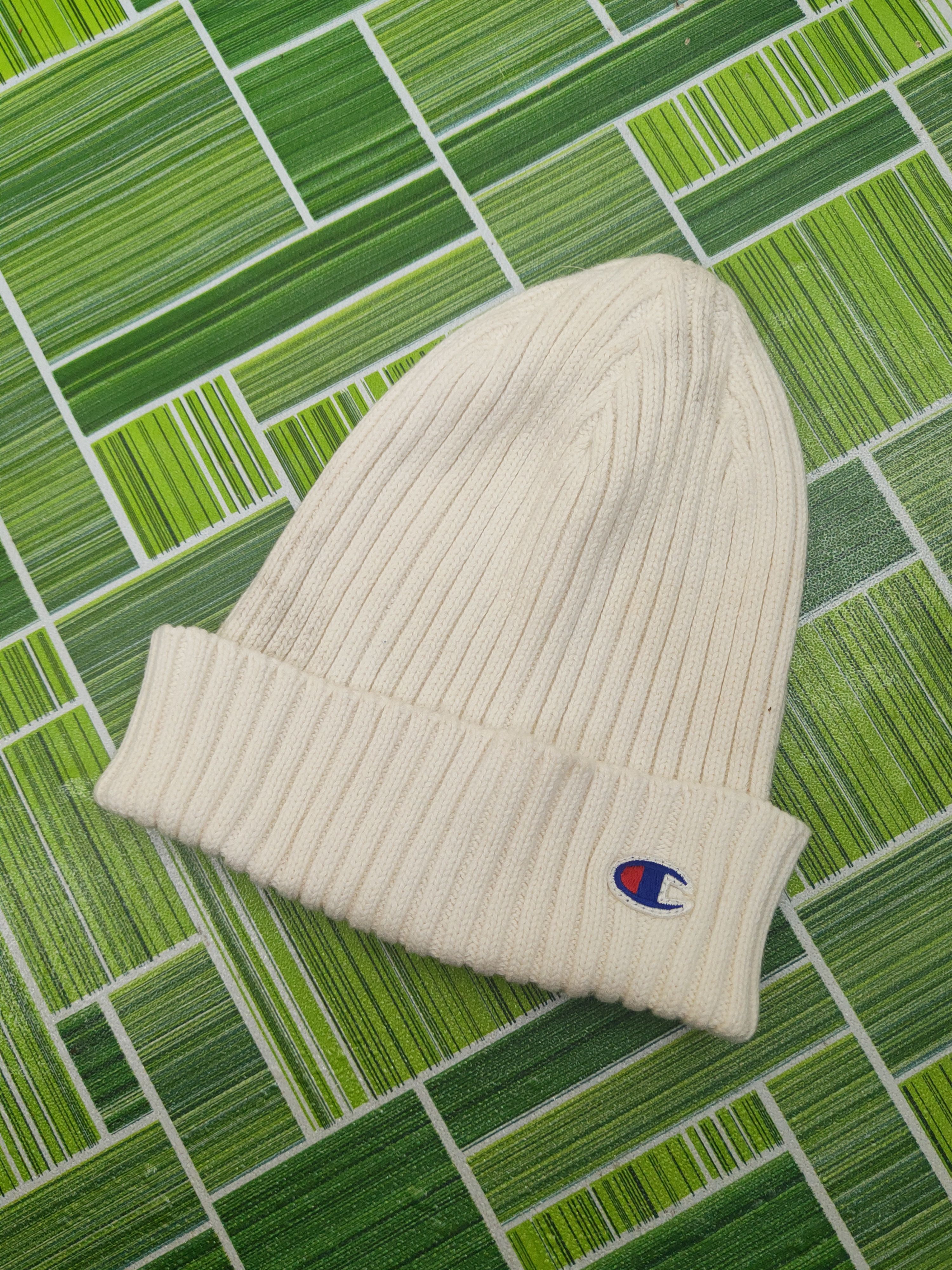 Champion Champion Ivory Knit Beanies #1671 Size ONE SIZE - 1 Thumbnail