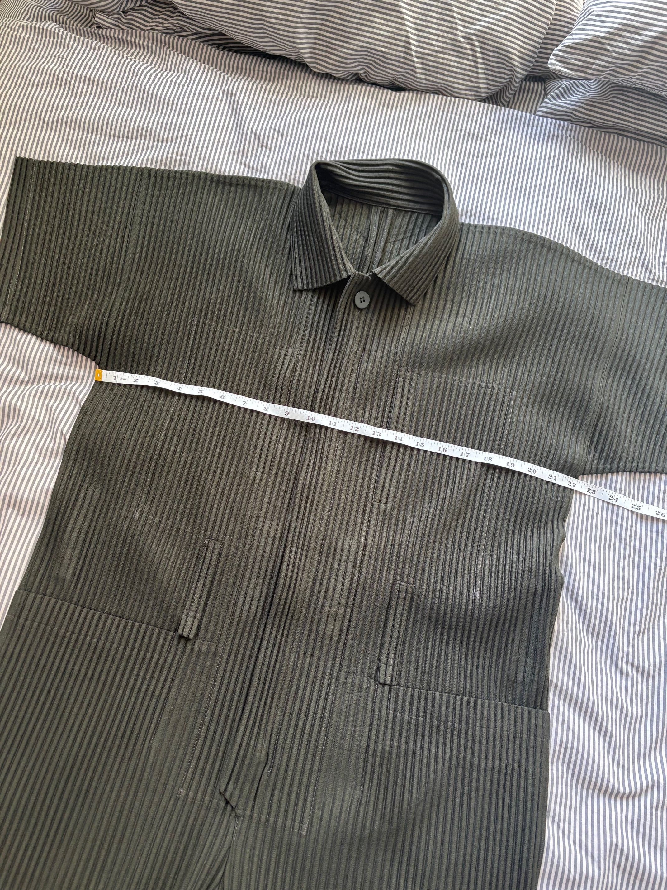 Homme Plisse Issey Miyake Homme Plisse Issey Miyake Dark Green Jumpsuit in size 1 Size US 32 / EU 48 - 3 Thumbnail