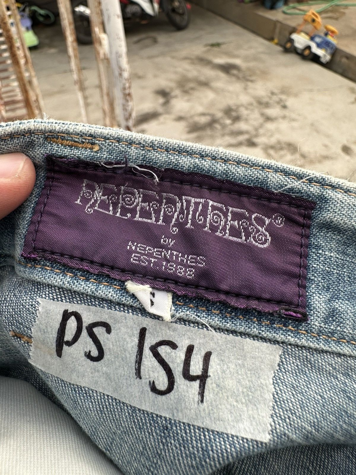 Nepenthes Vintage Nepenthes Distressed Pant Size US 30 / EU 46 - 11 Thumbnail