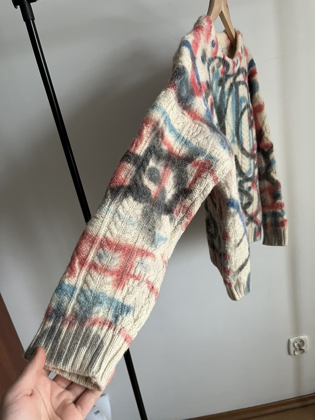 Charles Jeffrey LOVERBOY Charles Jeffrey Loverboy AW18 sprayed cable knit sweater Size US S / EU 44-46 / 1 - 7 Thumbnail