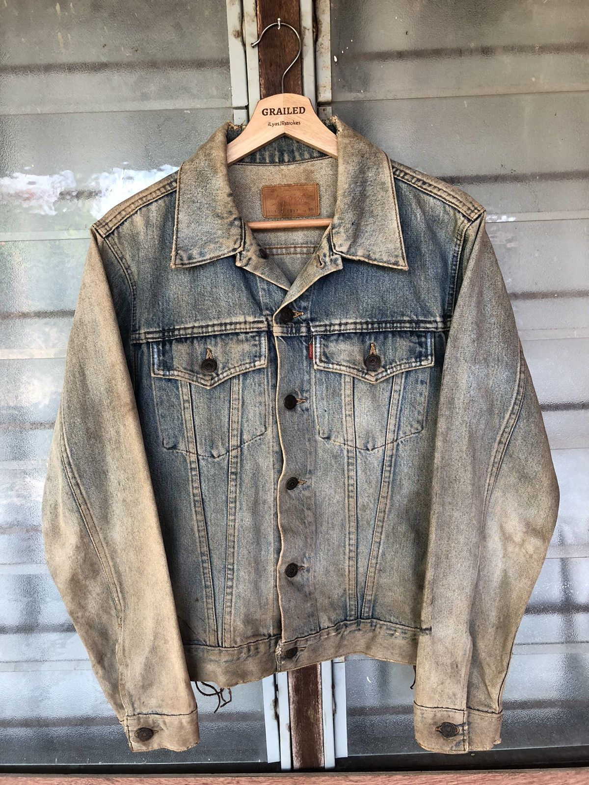 Levi's Vintage Levi’s Distressed Faded Jacket Size US S / EU 44-46 / 1 - 1 Thumbnail