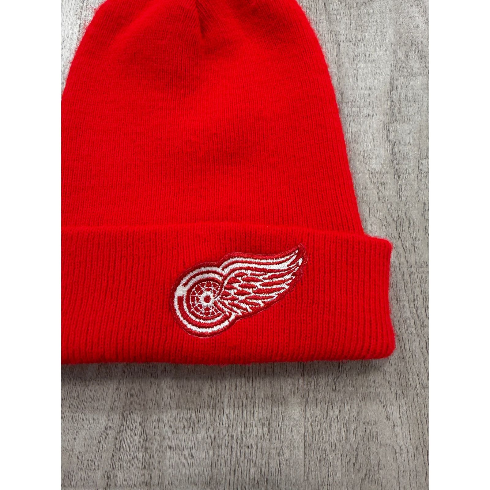 Vintage Vintage Detroit Red Wings Beanie Hat Adult Red Cap Hockey Size ONE SIZE - 2 Thumbnail