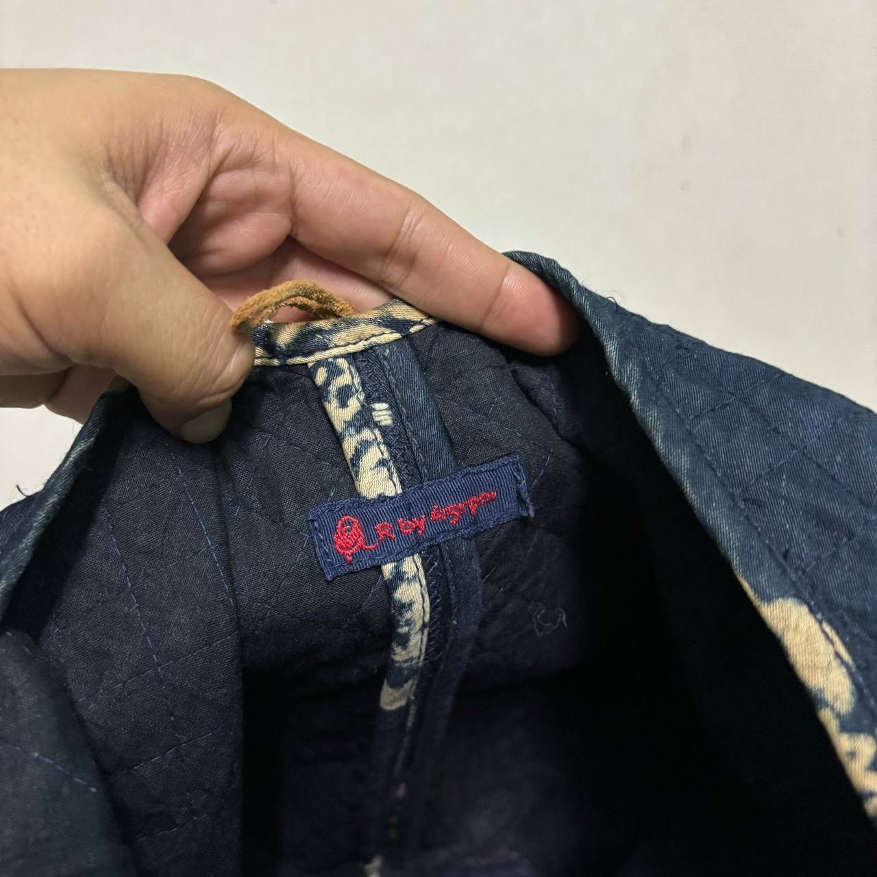 45rpm Vtg 45R 45rpm Quilted Indigo Batik Hobo Bag Made in Japan Size ONE SIZE - 10 Thumbnail