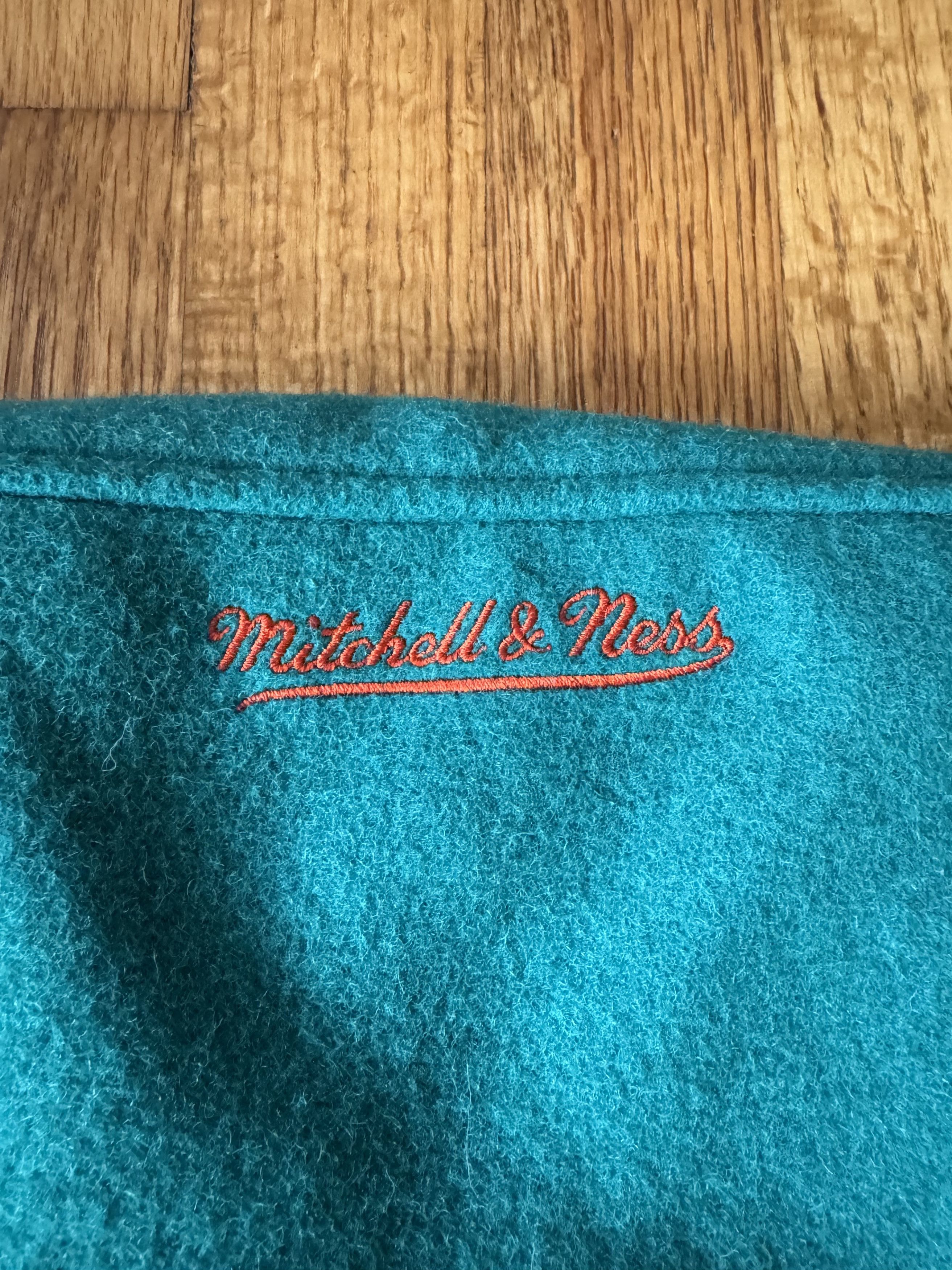 Mitchell & Ness Mitchell & Ness x NFL Reversible Miami Dolphins Jacket Size US XXL / EU 58 / 5 - 5 Thumbnail