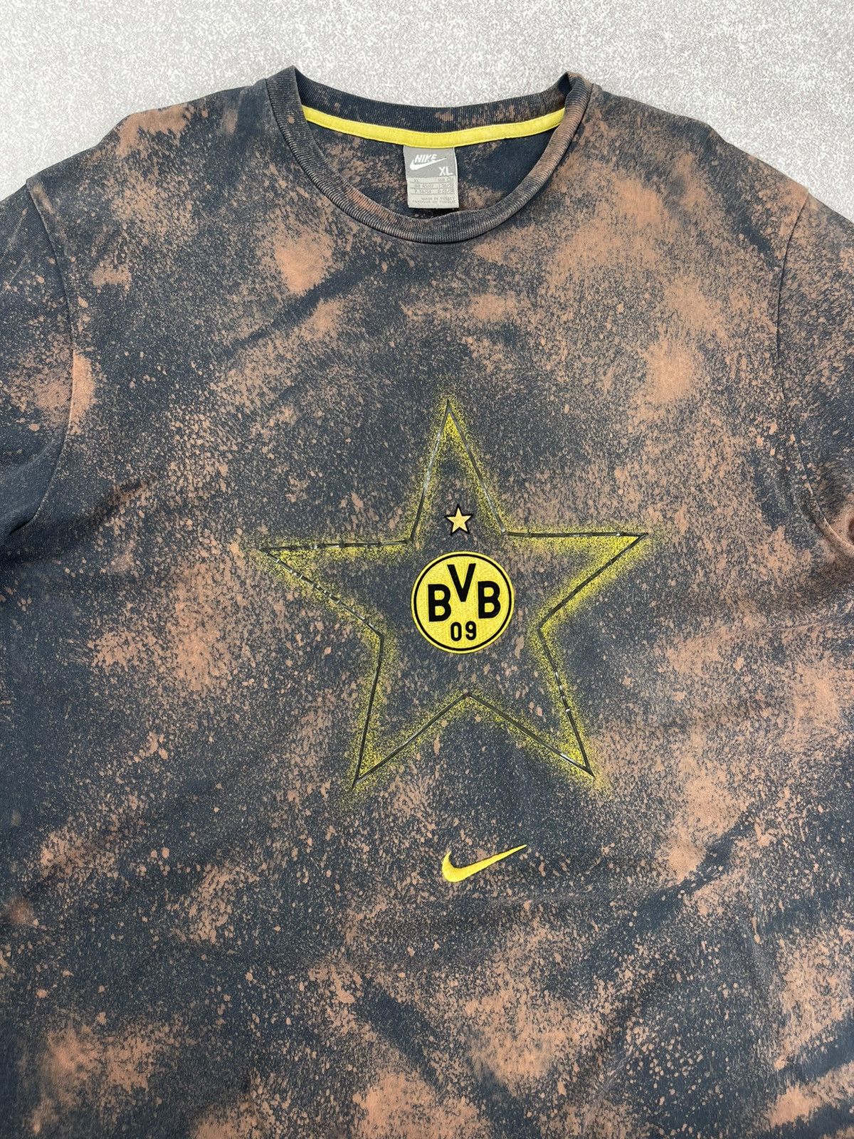 Nike Vintage Nike Custom Borussia Dortmund Soccer Jersey Shirt Size US XL / EU 56 / 4 - 3 Thumbnail