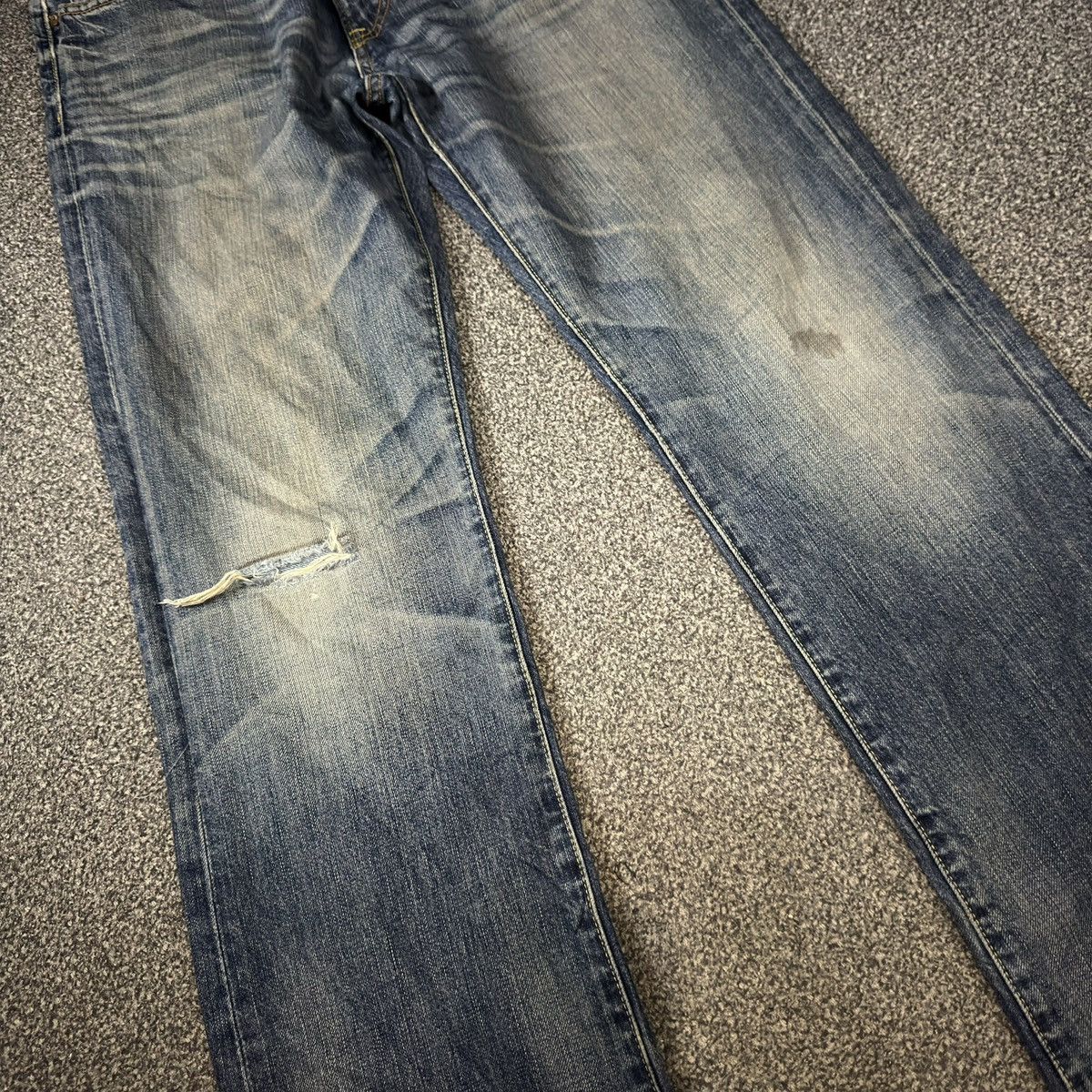 Undercover × Uniqlo 🔥🇯🇵 Vintage Japanese Uniqlo S002 Seditionaries Denim Jeans Size US 33 - 4 Thumbnail