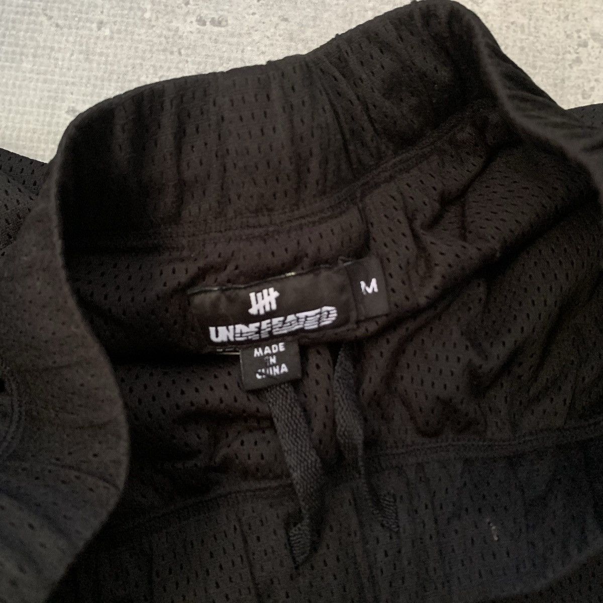 Undefeated BASKETBALL SHORT PANTS UNDEFEATED Size US 33 - 4 Thumbnail